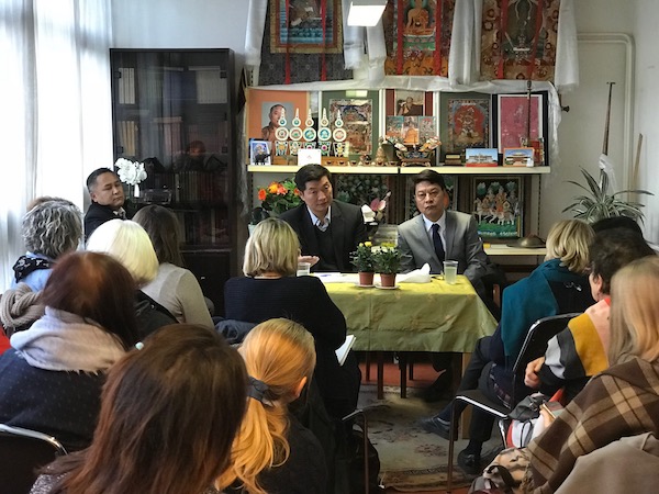 司政洛桑森格会见了法国国会支持西藏小组成员