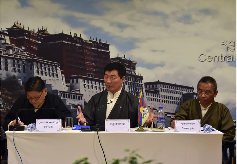 藏人行政中央司政洛桑森格在驻外办事处代表年度工作会议上致辞 2019年10月7日 照片/Tenzin Phende/CTA