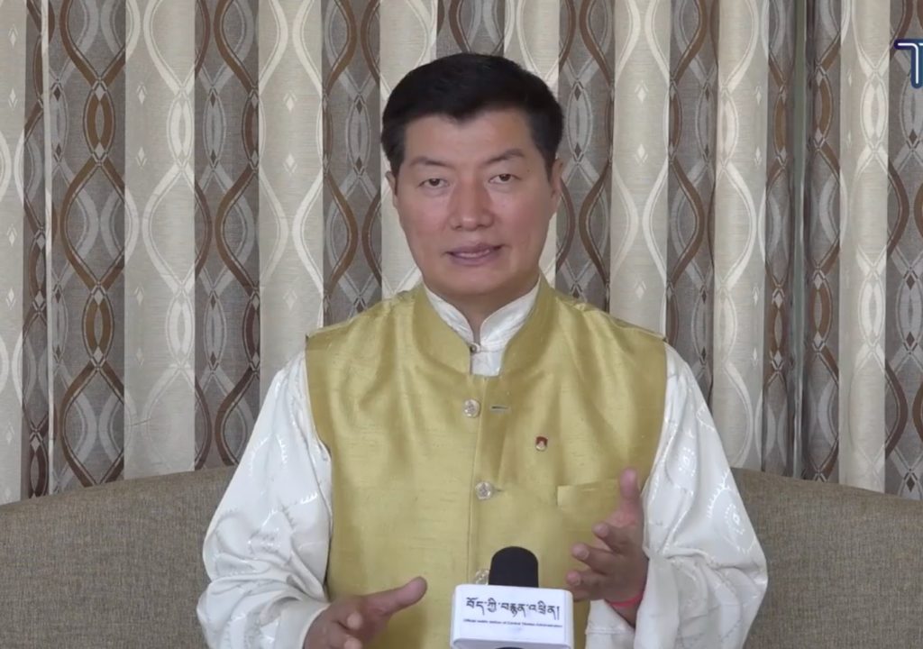司政洛桑森格在电视讲话中向民众介紹责任行政中央為预防2019新型冠狀病毒傳播所採取的措施 照片/视频截图（点击查看视频）